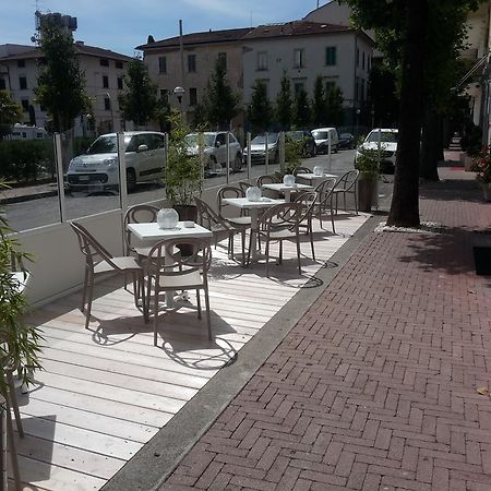 Hotel Piccadilly Montecatini Terme Kültér fotó