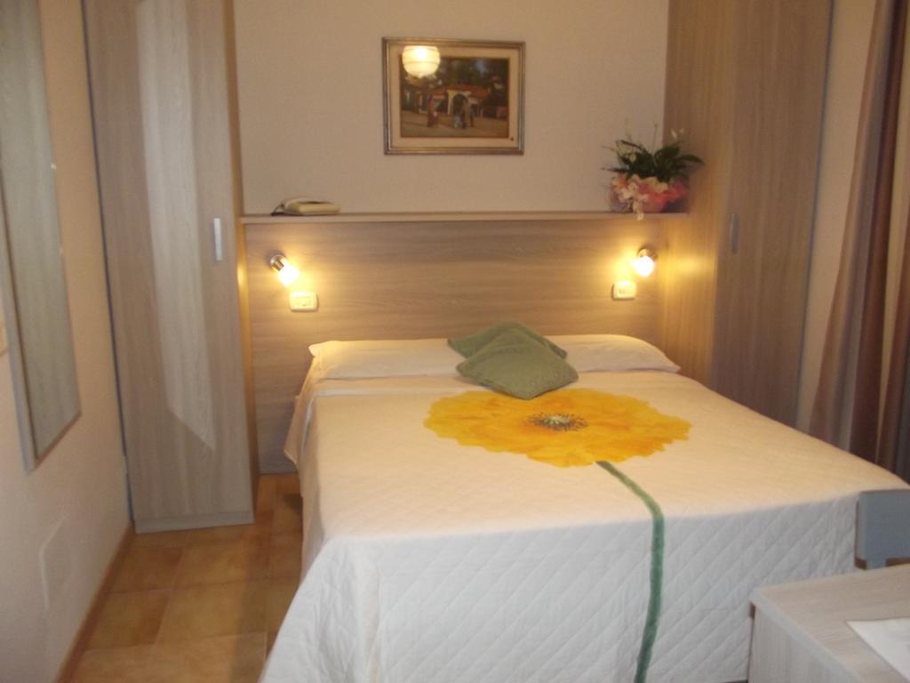 Hotel Piccadilly Montecatini Terme Kültér fotó