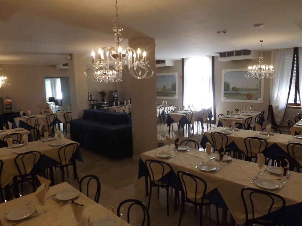 Hotel Piccadilly Montecatini Terme Kültér fotó