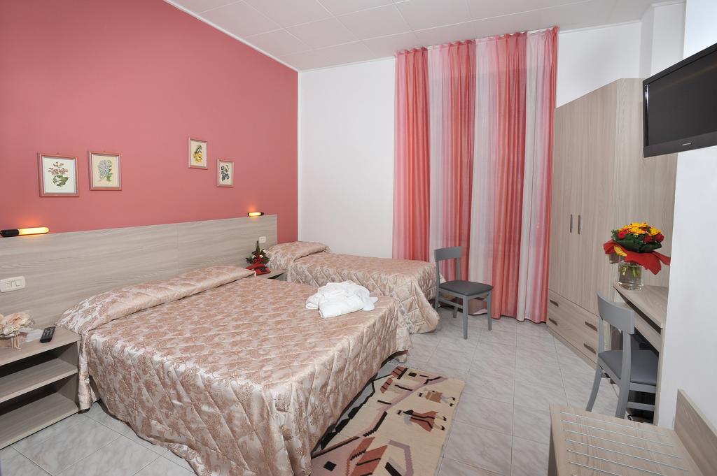 Hotel Piccadilly Montecatini Terme Kültér fotó